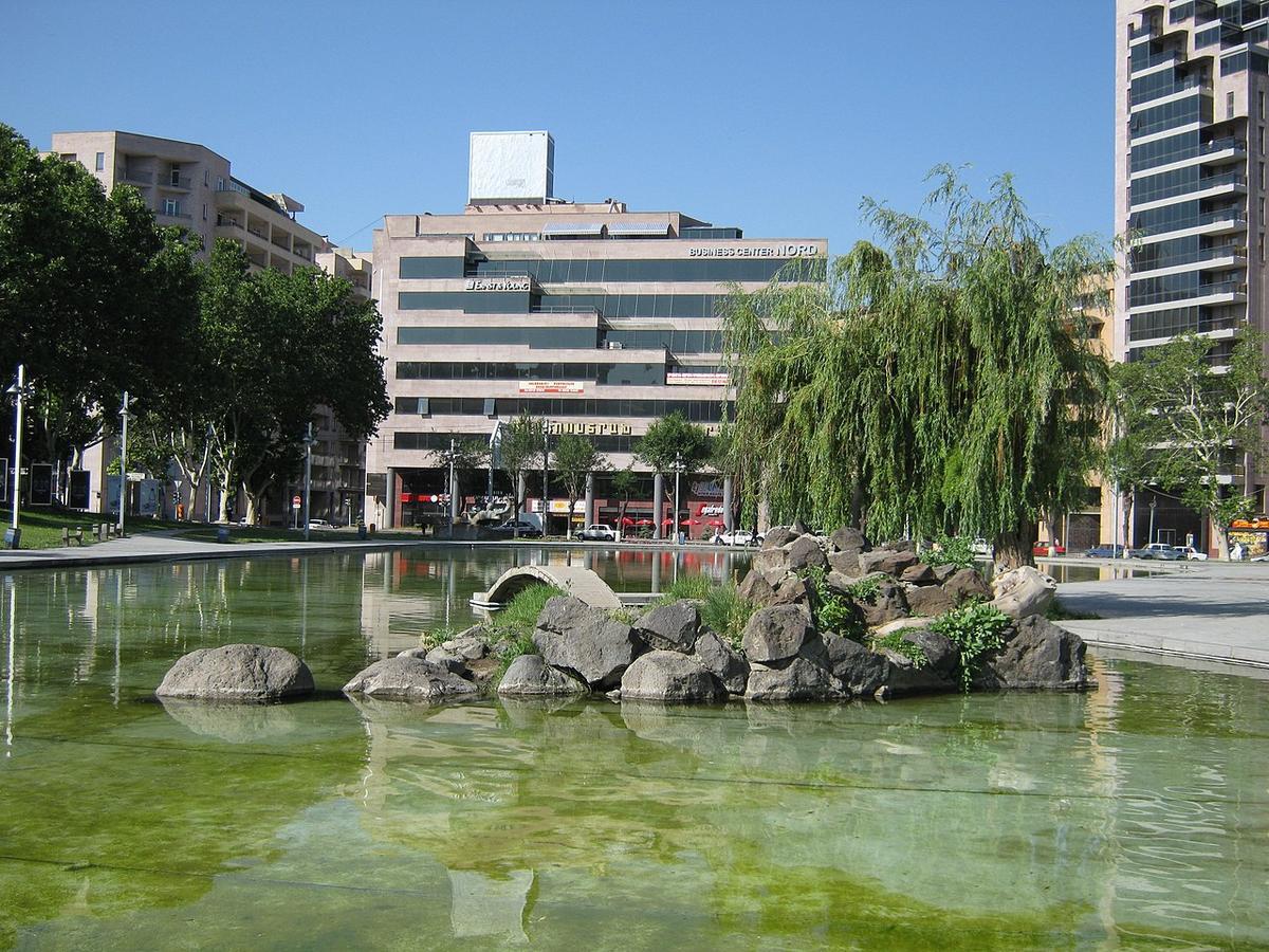 Apri Hostel Yerevan Exterior photo